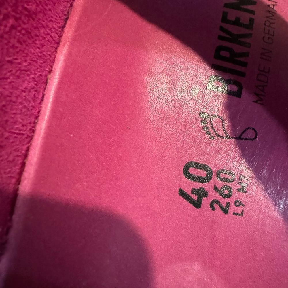 Birkenstock Pink Thong Sandals with Buckle - Picture 9 of 9